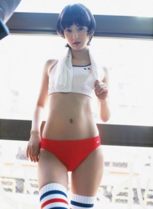 倩女杏花开
