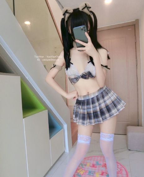 可疑美容院在线观看