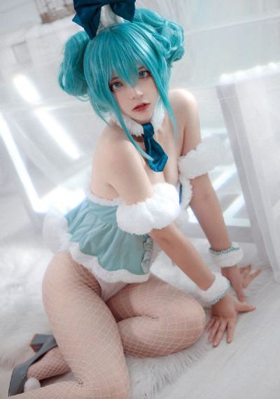 驱魔少女夏洛